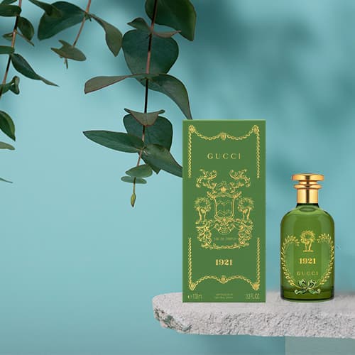 Summer perfume collection